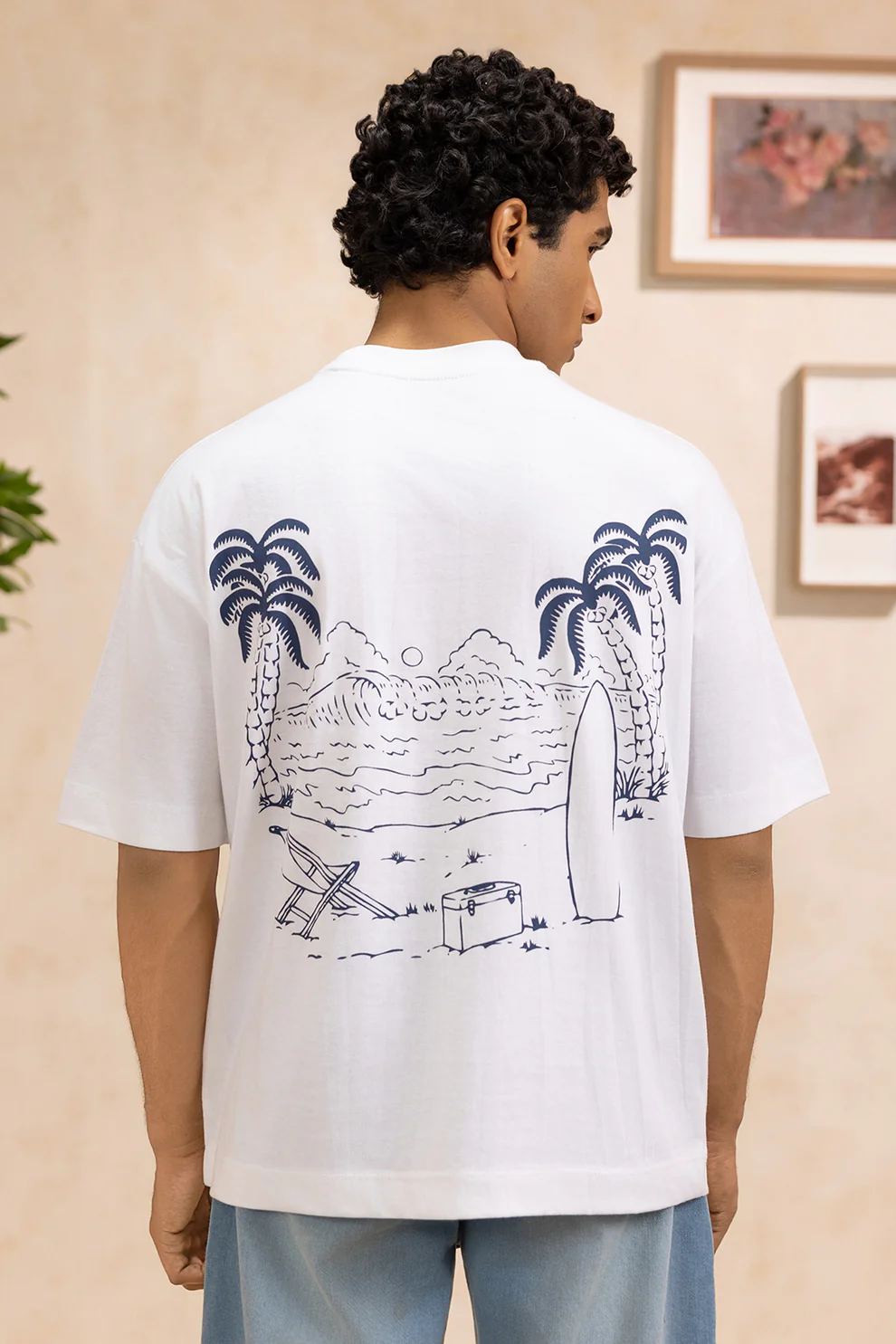 Oversized Graphic T-Shirt – D060